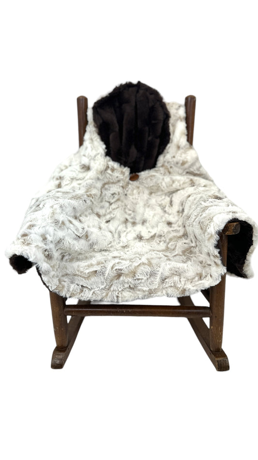 Snowy owl Car Seat Snuggle Poncho